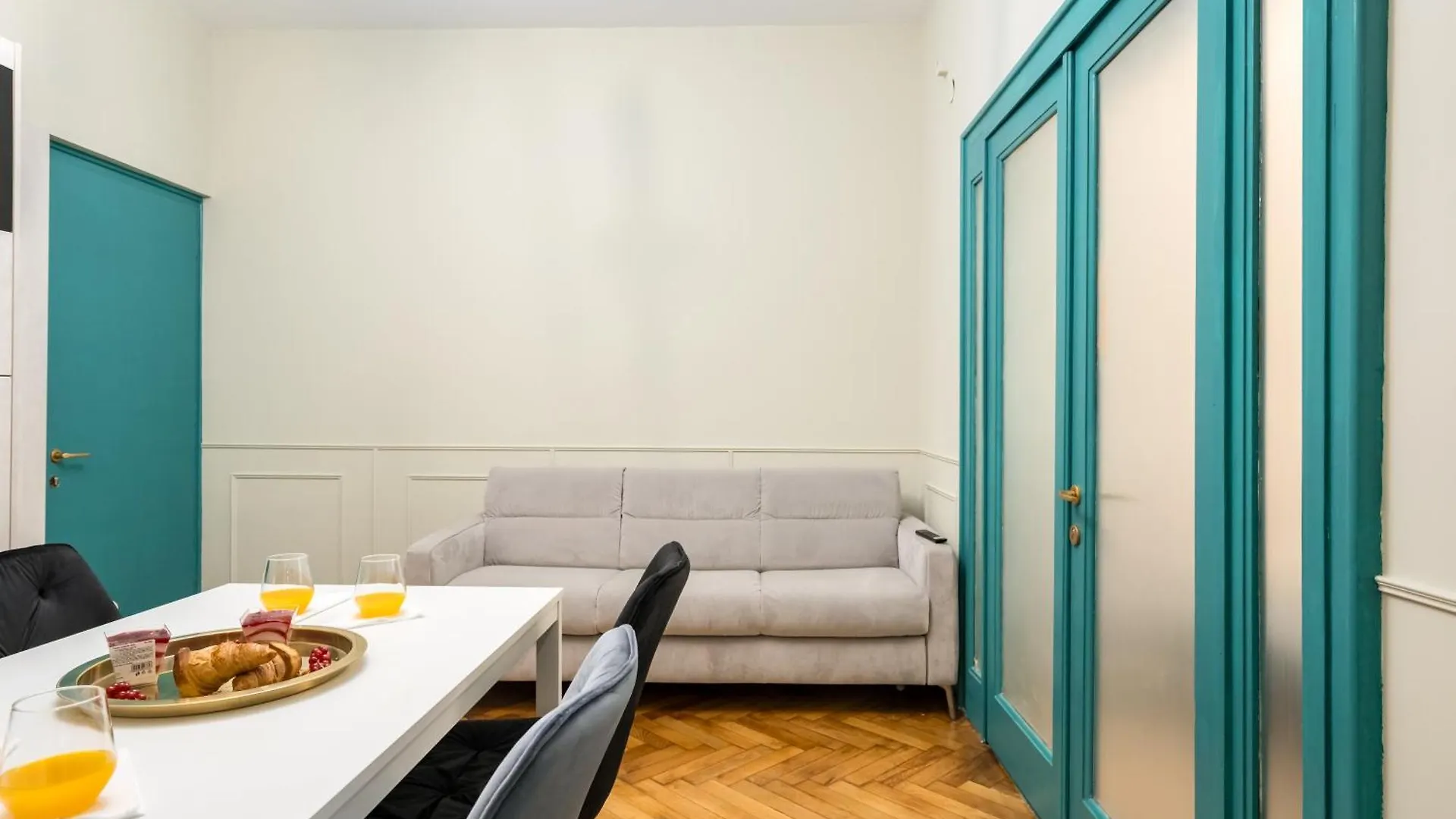 Highline Downtown Residences 6 Persons Family Apartment Bucarest Romania