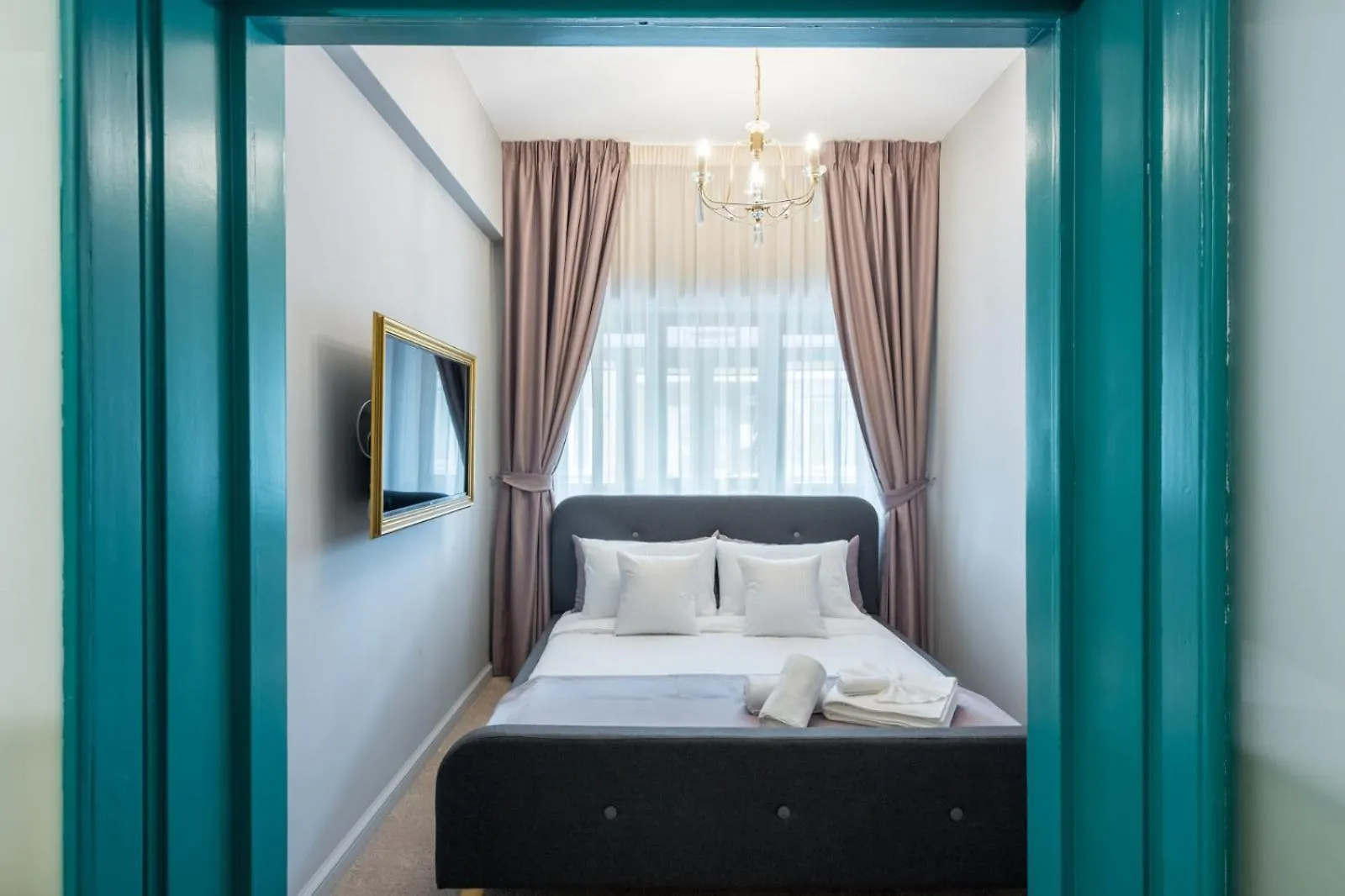 Highline Downtown Residences 6 Persons Family Apartment Bucarest