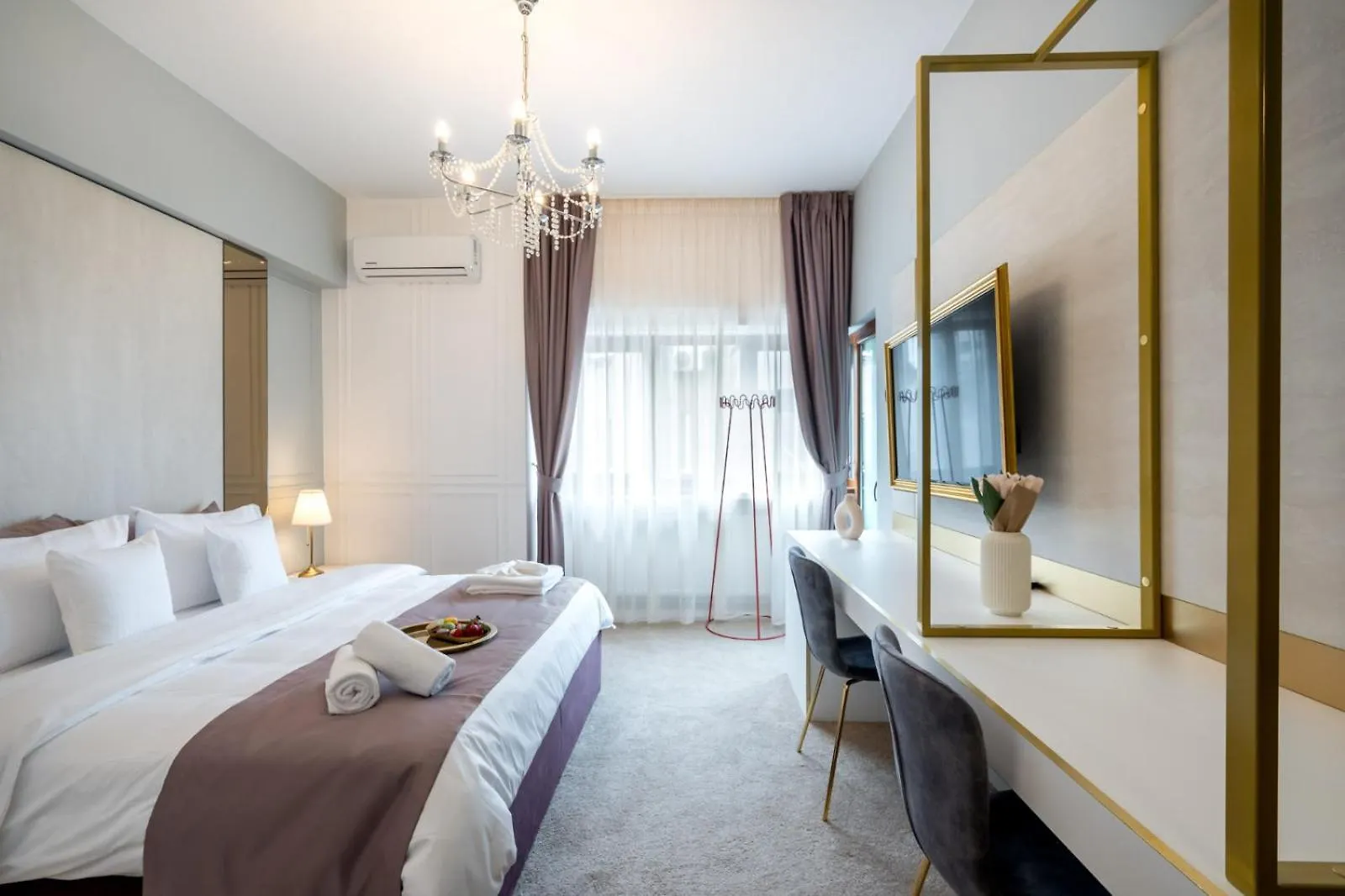 Highline Downtown Residences 6 Persons Family Apartment Bucarest Romania