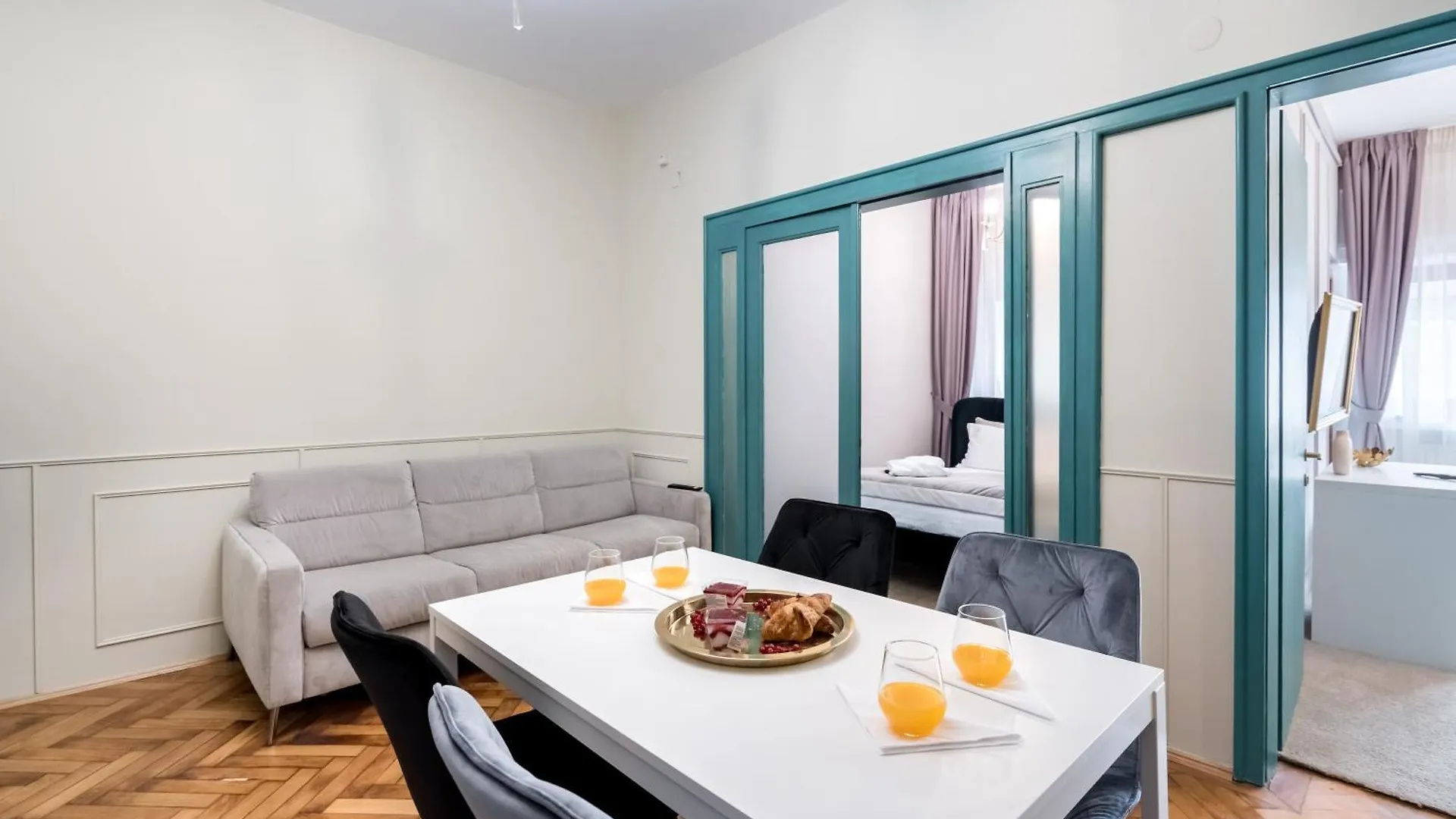 Highline Downtown Residences 6 Persons Family Apartment Bucarest 0*,  Romania