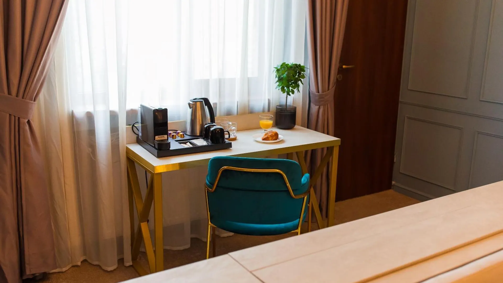 Highline Downtown Residences 6 Persons Family Apartment بوخارست