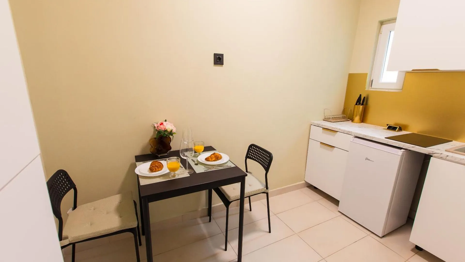 Highline Downtown Residences 6 Persons Family Apartment Bucarest 0*,