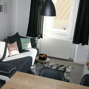 https://stylish-apartment-in-city-center.in-istria.net
